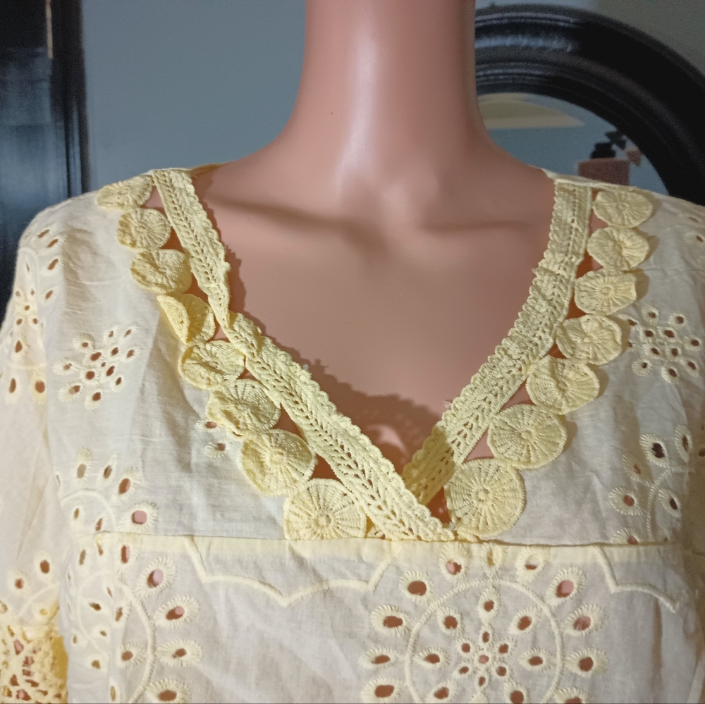 Blouse - Picture 3 of 14